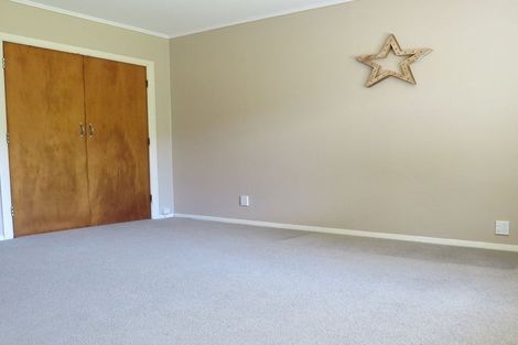 Photo of property in 5f2 Wilmshurst Place, Tawa, Wellington, 5028
