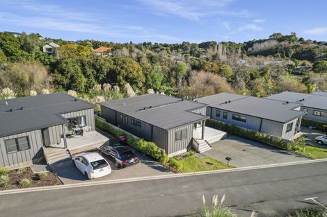 Photo of property in 10 Wrybill Way, Welcome Bay, Tauranga, 3112