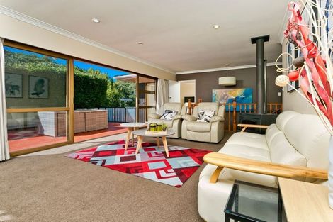 Photo of property in 223 Glamorgan Drive, Torbay, Auckland, 0630