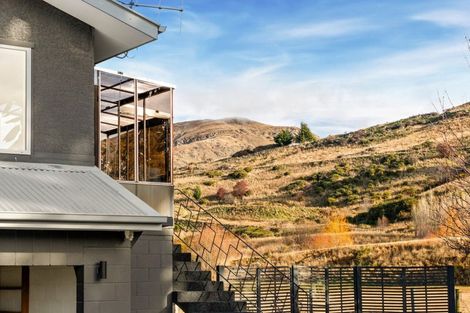 Photo of property in 72 Jims Way, Frankton, Queenstown, 9371