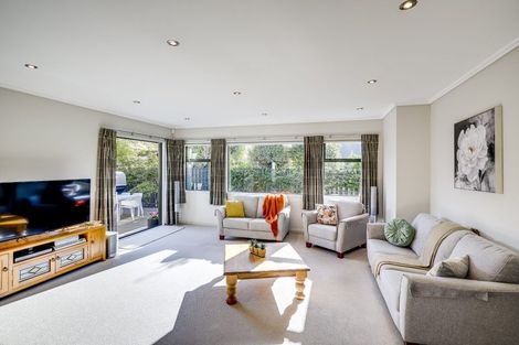 Photo of property in 15a Harpham Street, Taradale, Napier, 4112