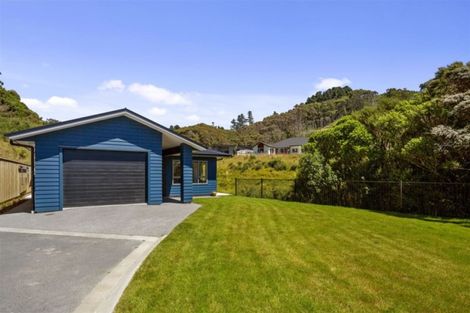 Photo of property in 7 Hull Place, Whitby, Porirua, 5024