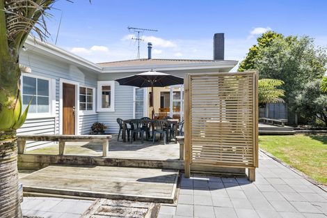 Photo of property in 20 John Street, Pukekohe, 2120