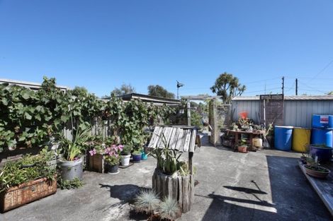 Photo of property in 14 Ngareta Street, Marton, 4710