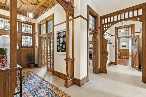 Photo of property in 11 Trelissick Crescent, Ngaio, Wellington, 6035