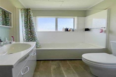 Photo of property in 10f1 Petherick Crescent, Johnsonville, Wellington, 6037