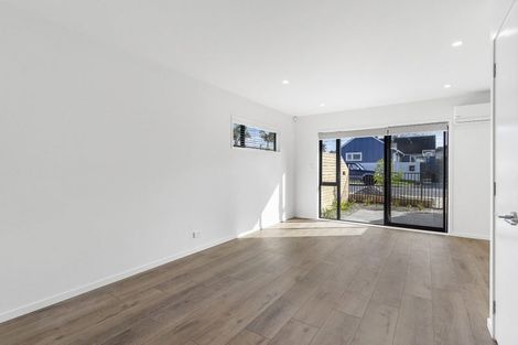 Photo of property in 2b Stokes Avenue, Te Atatu Peninsula, Auckland, 0610