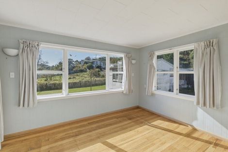Photo of property in 9 Rangatira Road, Hunterville, 4730