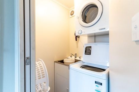 Photo of property in 15 Poaka Avenue, Dinsdale, Hamilton, 3204