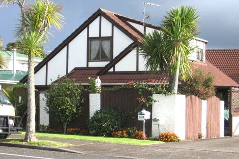 Photo of property in 1/26 Cherry Road, Bucklands Beach, Auckland, 2014