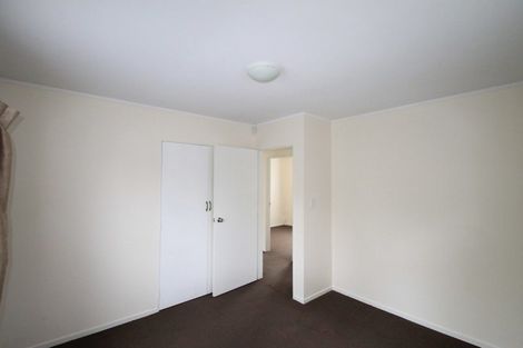 Photo of property in 22 Essex Street, Te Atatu South, Auckland, 0610