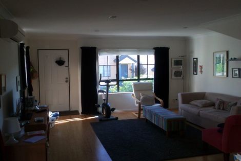 Photo of property in 77a Woodhouse Avenue, Karori, Wellington, 6012