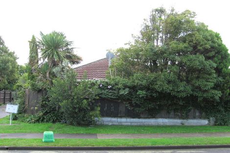 Photo of property in 1/19 Gulf Crest, Bucklands Beach, Auckland, 2012