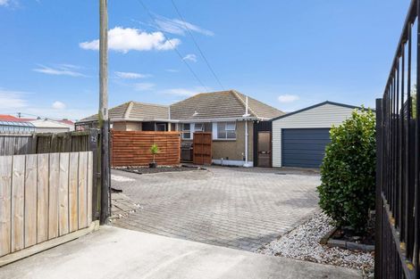 Photo of property in 25 Lambeth Crescent, Northcote, Christchurch, 8052