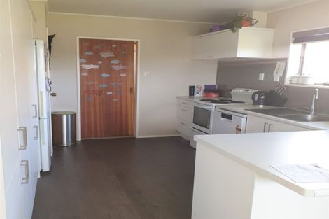 Photo of property in 20 Norfolk Rise, Waiuku, 2123