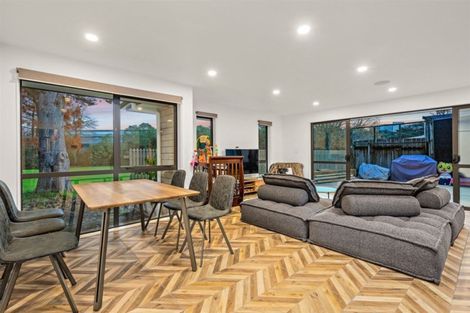 Photo of property in 34a Sherwood Avenue, Te Atatu South, Auckland, 0610