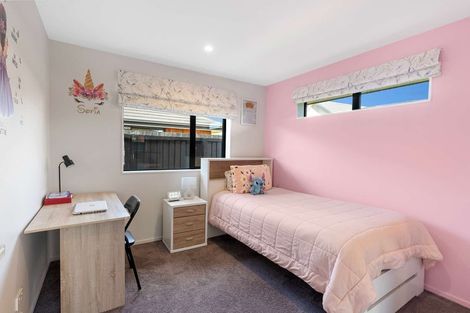 Photo of property in 7 Selfe Crescent, Burwood, Christchurch, 8083