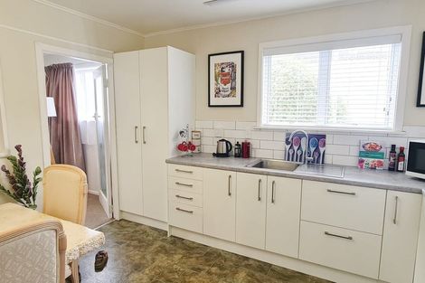 Photo of property in 4 Hallewell Crescent, Johnsonville, Wellington, 6037