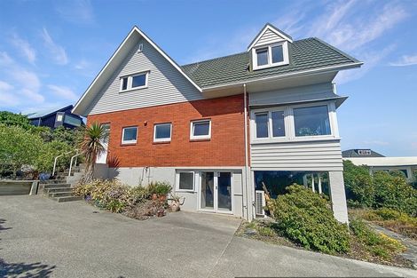 Photo of property in 27 Belleview Terrace, Mount Pleasant, Christchurch, 8081