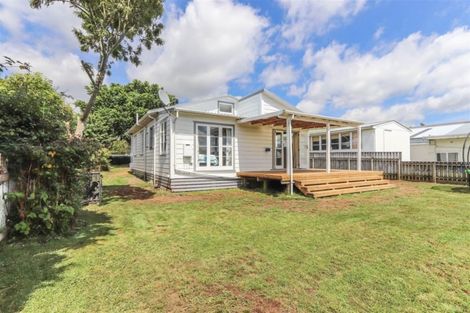 Photo of property in 4 Mamaku Street, Inglewood, 4330
