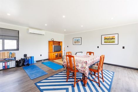 Photo of property in 59 Andrew Avenue, Roslyn, Palmerston North, 4414