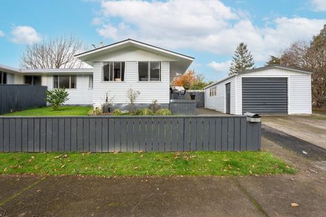 Photo of property in 1f2- Agate Grove, Birchville, Upper Hutt, 5018