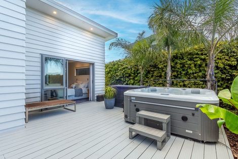Photo of property in 1330b Papamoa Beach Road, Papamoa Beach, Papamoa, 3118