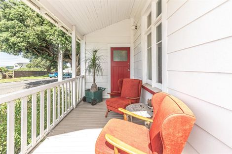 Photo of property in 19 Manuka Street, Castlecliff, Whanganui, 4501