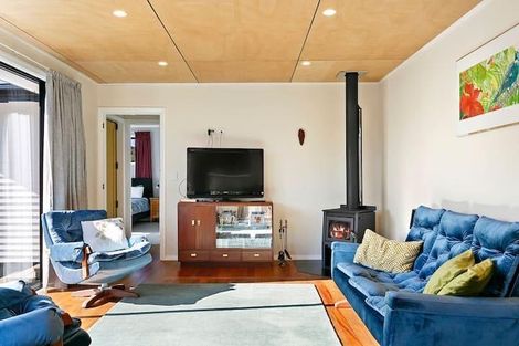 Photo of property in 18 Titoki Avenue, Waipahihi, Taupo, 3330