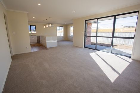 Photo of property in 7 Devon Lane, Carterton, 5713