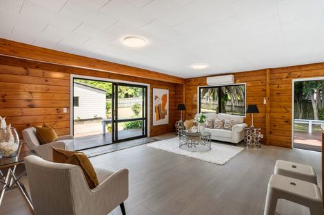 Photo of property in 33a Glenvar Road, Torbay, Auckland, 0630