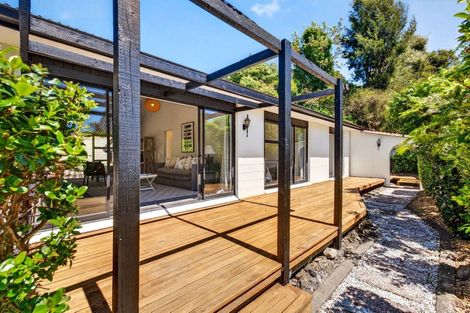 Photo of property in 12 Tokomaru Drive, Havelock North, 4130