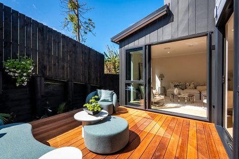 Photo of property in 2/42 Gordon Avenue, St Albans, Christchurch, 8014