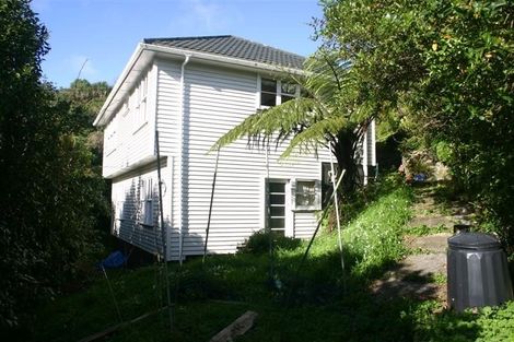 Photo of property in 16 Victory Avenue, Karori, Wellington, 6012