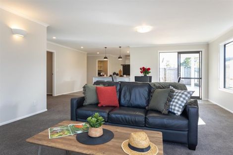 Photo of property in 10 Oldfield Lane, Marton, 4710