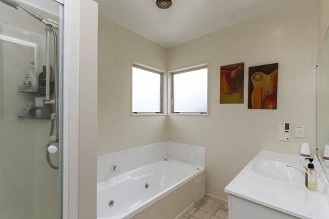 Photo of property in 24 Waverton Terrace, Churton Park, Wellington, 6037