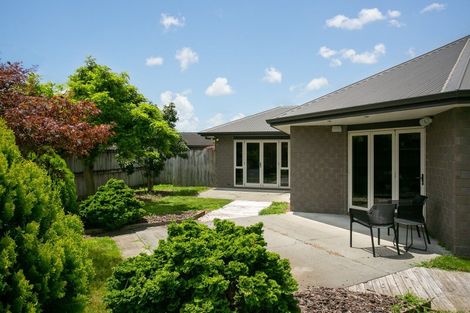 Photo of property in 4 Rose Leigh Drive, Cambridge, 3434