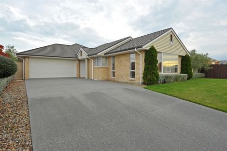 Photo of property in 18 James Hight Drive, Halswell, Christchurch, 8025