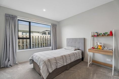 Photo of property in 32 Mount Nicholas Avenue, Wanaka, 9305