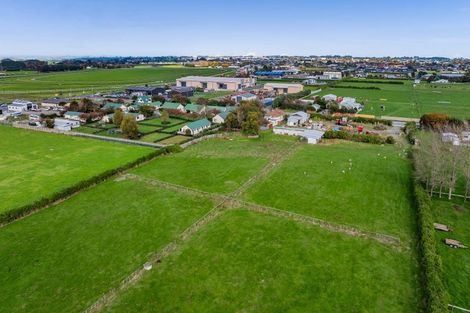 Photo of property in 4 Kerry Lane, Hawera, 4673