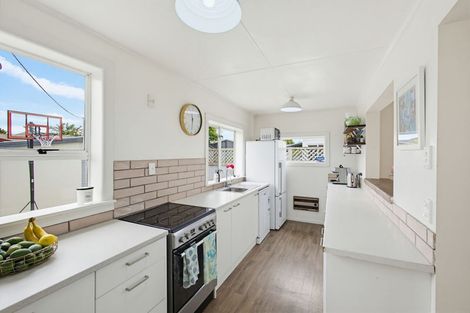 Photo of property in 423 Brunswick Street, Saint Leonards, Hastings, 4120