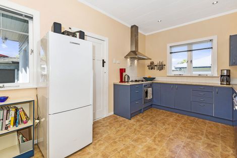 Photo of property in 20 John Street, Pukekohe, 2120