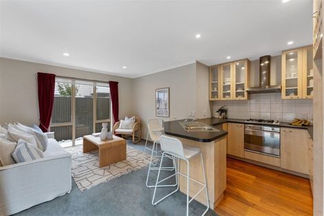 Photo of property in 490a Manchester Street, St Albans, Christchurch, 8014