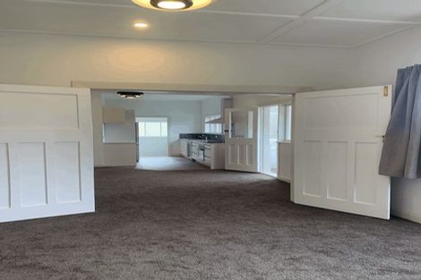 Photo of property in 43 Plunket Street, Kelburn, Wellington, 6012