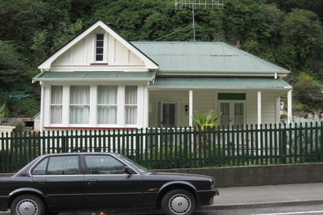 Photo of property in 153 Shakespeare Road, Bluff Hill, Napier, 4110