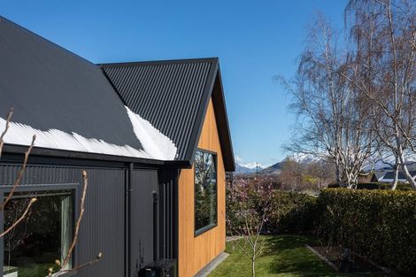 Photo of property in 7 Flynn Lane, Arrowtown, 9302