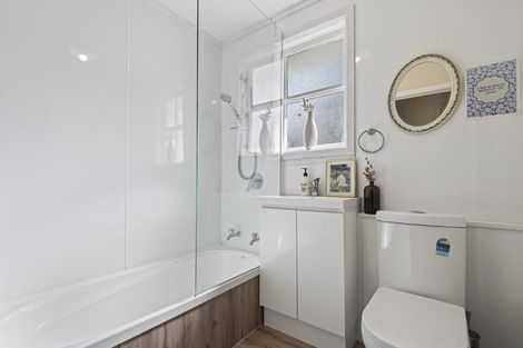 Photo of property in 10 Denbigh Place, Awapuni, Palmerston North, 4412