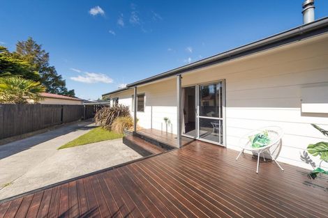 Photo of property in 19b Hilton Grove, Kelvin Grove, Palmerston North, 4414