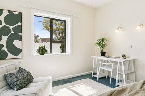 Photo of property in 26 The Quadrant, Miramar, Wellington, 6022