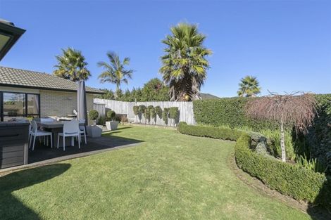 Photo of property in 52 Highfields Terrace, Henderson, Auckland, 0612